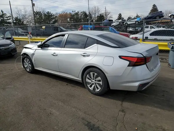 1N4BL4BV0NN305854 2022 NISSAN ALTIMA - Image 2