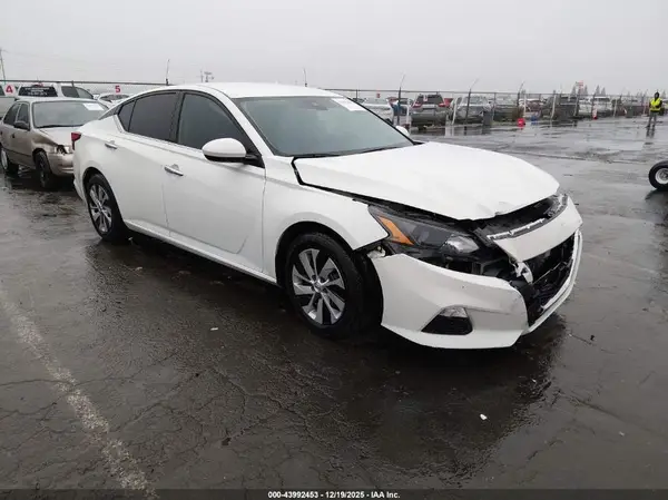 1N4BL4BV0NN394521 2022 NISSAN ALTIMA - Image 1