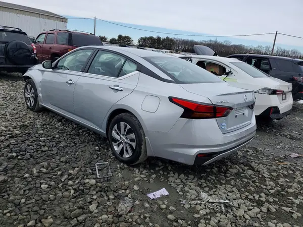 1N4BL4BV0NN414668 2022 NISSAN ALTIMA - Image 2