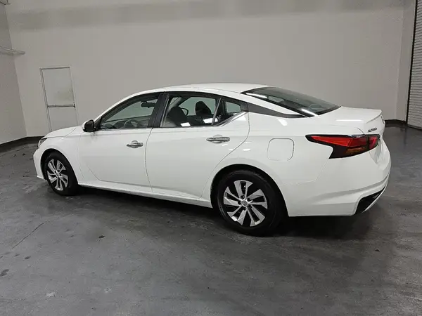1N4BL4BV0PN326836 2023 NISSAN ALTIMA - Image 2