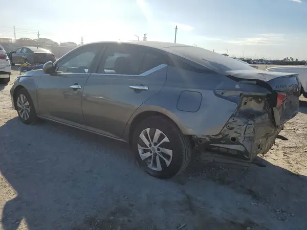 1N4BL4BV0PN378385 2023 NISSAN ALTIMA - Image 2