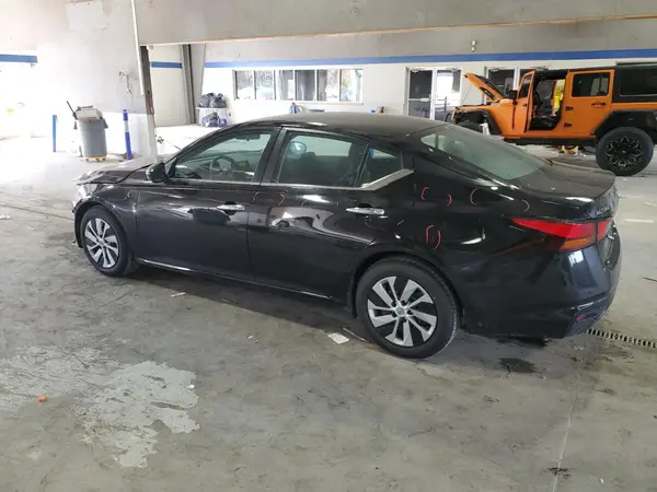 1N4BL4BV0PN386843 2023 NISSAN ALTIMA - Image 2