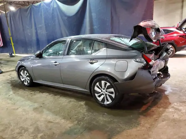 1N4BL4BV0PN402801 2023 NISSAN ALTIMA - Image 2