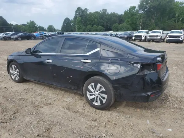 1N4BL4BV0PN413913 2023 NISSAN ALTIMA - Image 2