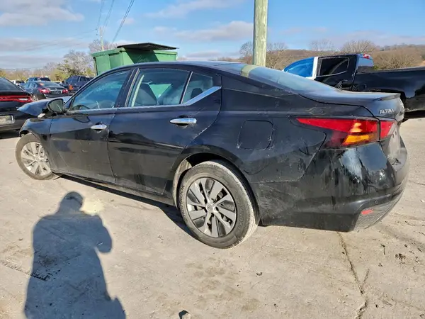 1N4BL4BV0RN350816 2024 NISSAN ALTIMA - Image 2