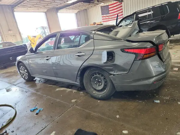 1N4BL4BV0RN372122 2024 NISSAN ALTIMA - Image 2
