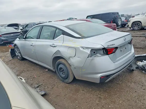 1N4BL4BV0RN374727 2024 NISSAN ALTIMA - Image 2
