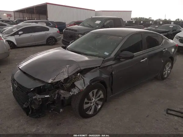 1N4BL4BV0RN390684 2024 NISSAN ALTIMA - Image 2