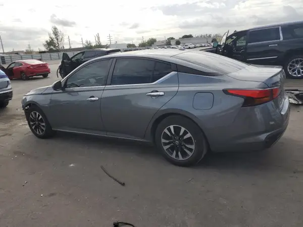 1N4BL4BV1KC123099 2019 NISSAN ALTIMA - Image 2