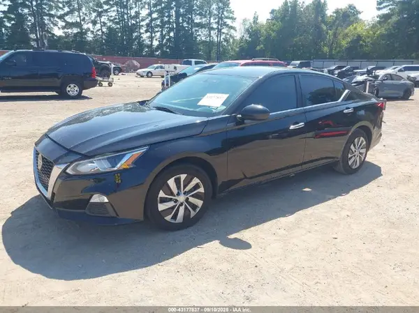 1N4BL4BV1KC144678 2019 NISSAN ALTIMA - Image 2