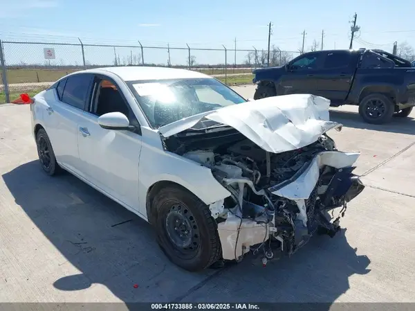 1N4BL4BV1KC154384 2019 NISSAN ALTIMA - Image 1
