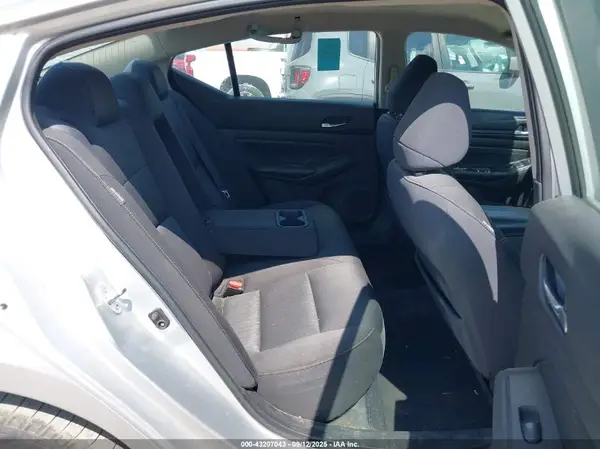 1N4BL4BV1KC201588 2019 NISSAN ALTIMA - Image 8