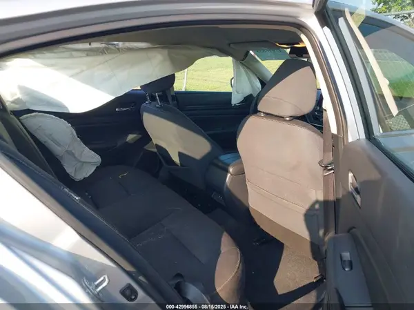 1N4BL4BV1KC211635 2019 NISSAN ALTIMA - Image 8
