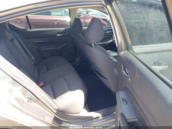 1N4BL4BV1KC243940 2019 NISSAN ALTIMA - Image 8