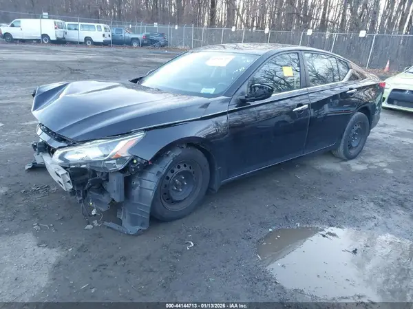 1N4BL4BV1KC257692 2019 NISSAN ALTIMA - Image 2