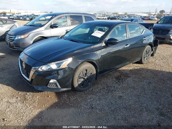 1N4BL4BV1KC258003 2019 NISSAN ALTIMA - Image 2