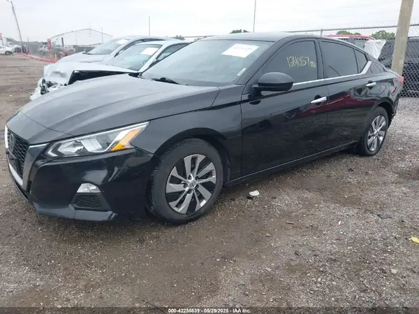 1N4BL4BV1LC139756 2020 NISSAN ALTIMA - Image 2