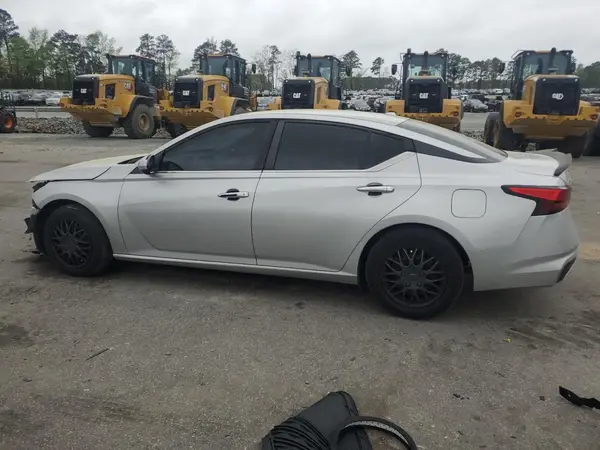 1N4BL4BV1LC143645 2020 NISSAN ALTIMA - Image 2