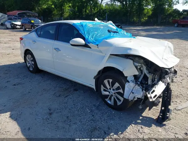 1N4BL4BV1LC175379 2020 NISSAN ALTIMA - Image 1