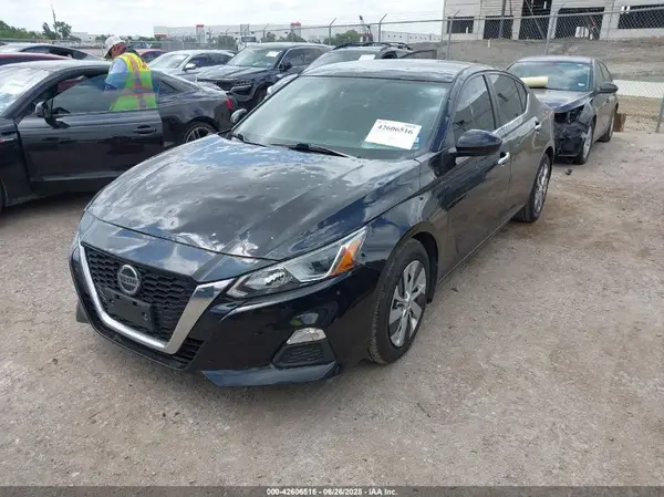 1N4BL4BV1LC258651 2020 NISSAN ALTIMA - Image 2