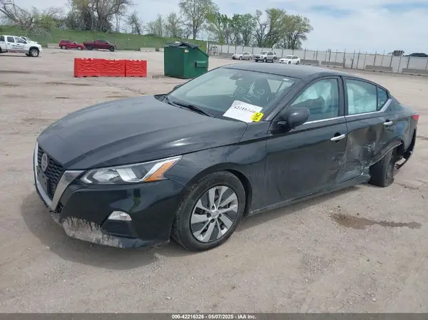 1N4BL4BV1MN347044 2021 NISSAN ALTIMA - Image 2