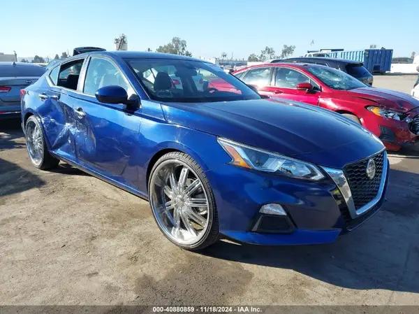 1N4BL4BV1MN359386 2021 NISSAN ALTIMA - Image 1