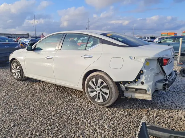 1N4BL4BV1NN308570 2022 NISSAN ALTIMA - Image 2
