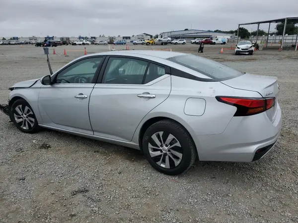 1N4BL4BV1NN330018 2022 NISSAN ALTIMA - Image 2