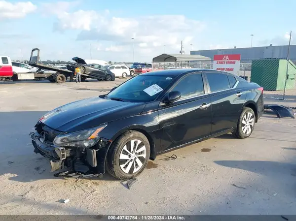 1N4BL4BV1PN308362 2023 NISSAN ALTIMA - Image 2
