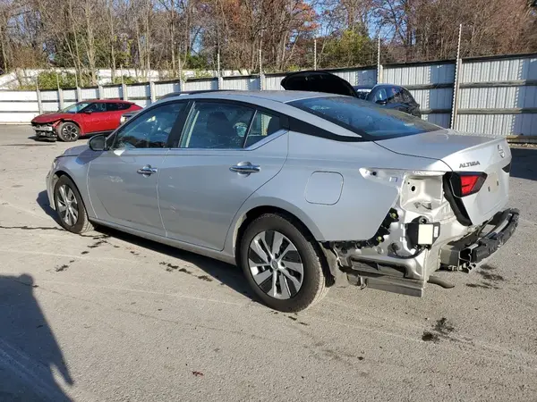 1N4BL4BV1PN313304 2023 NISSAN ALTIMA - Image 2