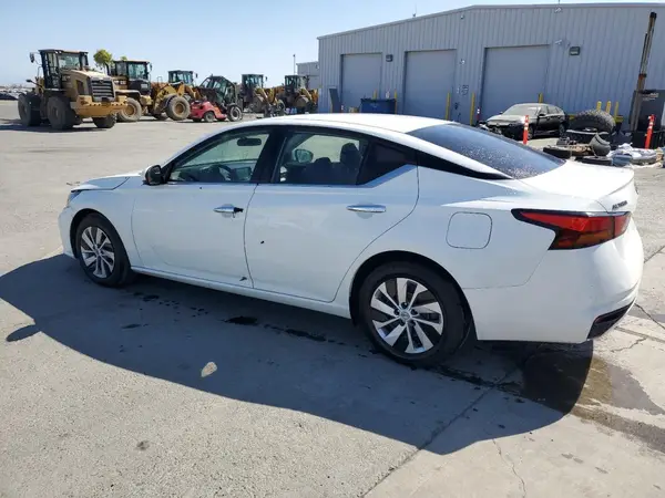 1N4BL4BV1PN346027 2023 NISSAN ALTIMA - Image 2