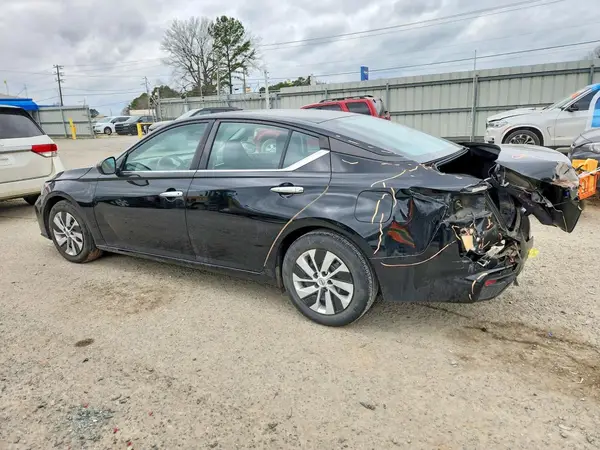 1N4BL4BV1PN352166 2023 NISSAN ALTIMA - Image 2