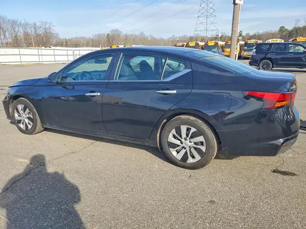 1N4BL4BV1PN353480 2023 NISSAN ALTIMA - Image 2