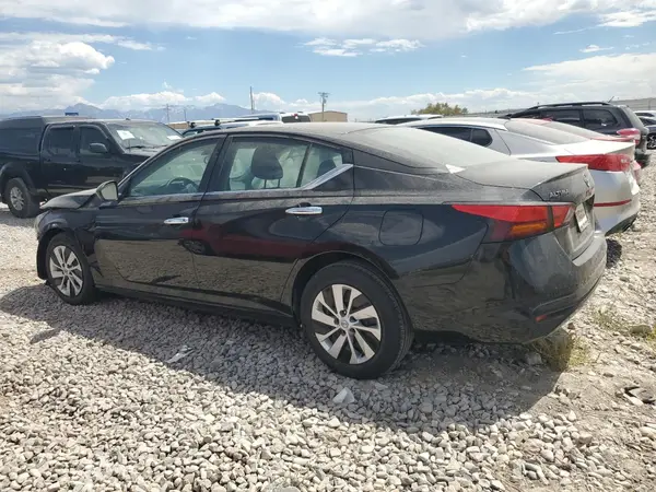 1N4BL4BV1PN363796 2023 NISSAN ALTIMA - Image 2