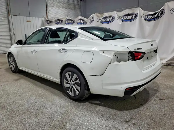 1N4BL4BV1PN366777 2023 NISSAN ALTIMA - Image 2