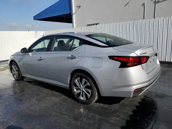 1N4BL4BV1PN373597 2023 NISSAN ALTIMA - Image 2