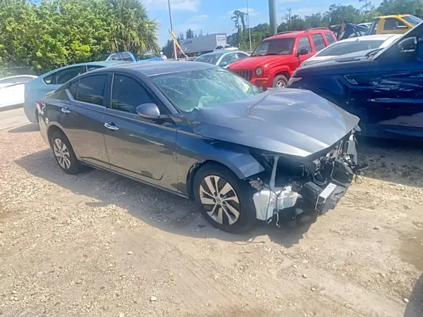 1N4BL4BV1PN386270 2023 NISSAN ALTIMA - Image 1