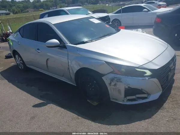 1N4BL4BV1PN386835 2023 NISSAN ALTIMA - Image 1