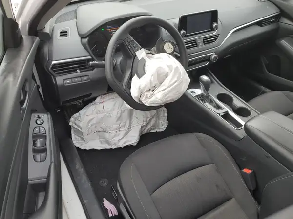 1N4BL4BV1PN392411 2023 NISSAN ALTIMA - Image 8