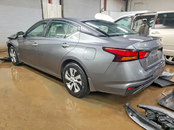 1N4BL4BV1PN401916 2023 NISSAN ALTIMA - Image 2