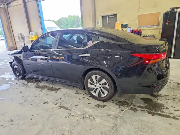 1N4BL4BV1PN409823 2023 NISSAN ALTIMA - Image 2