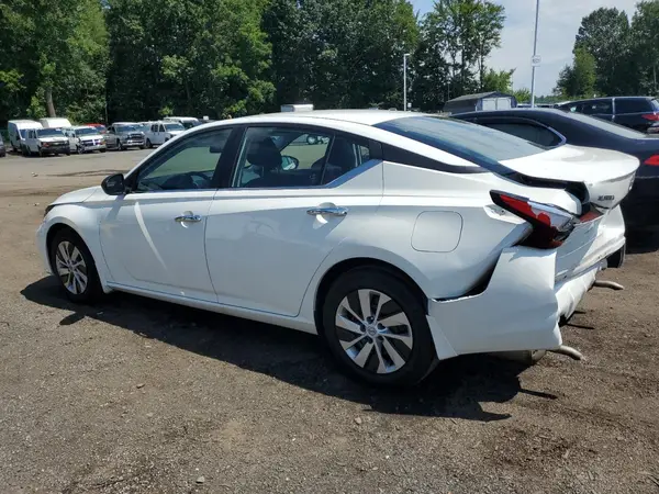 1N4BL4BV1RN315766 2024 NISSAN ALTIMA - Image 2