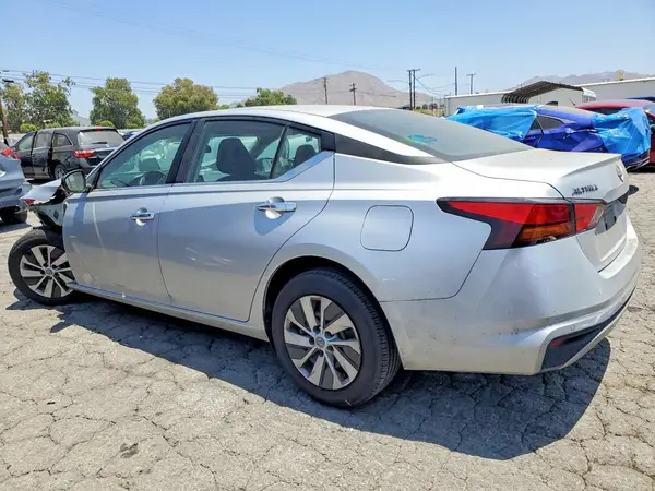 1N4BL4BV1RN322586 2024 NISSAN ALTIMA - Image 2