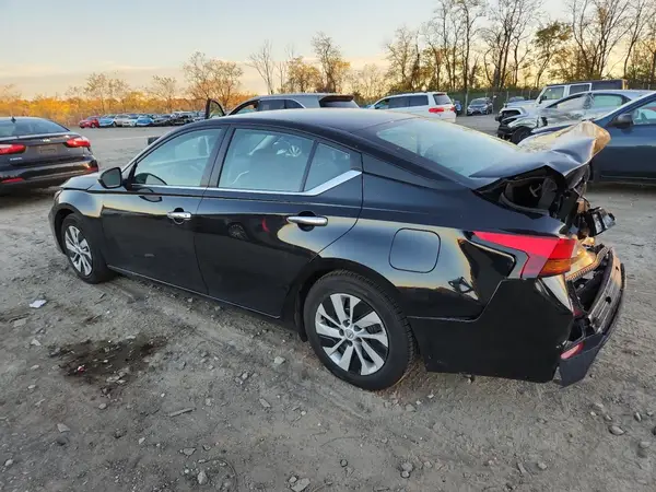1N4BL4BV1RN350663 2024 NISSAN ALTIMA - Image 2