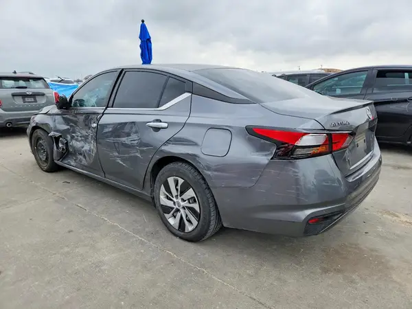 1N4BL4BV1RN353546 2024 NISSAN ALTIMA - Image 2
