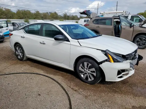 2024 NISSAN ALTIMA COPART lot 90761735 auction photo 4