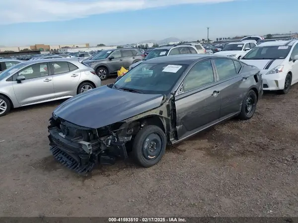 1N4BL4BV1RN389818 2024 NISSAN ALTIMA - Image 2