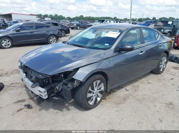1N4BL4BV1RN403295 2024 NISSAN ALTIMA - Image 2