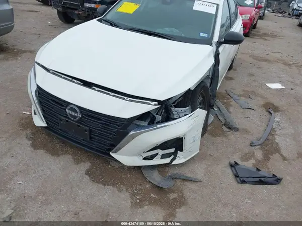 1N4BL4BV1RN424924 2024 NISSAN ALTIMA - Image 2
