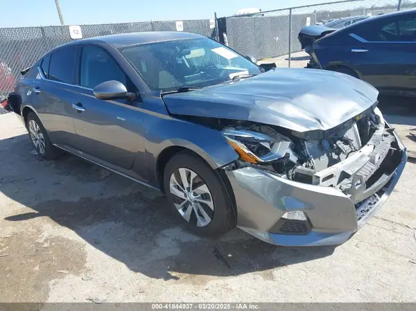 1N4BL4BV2KC124181 2019 NISSAN ALTIMA - Image 1